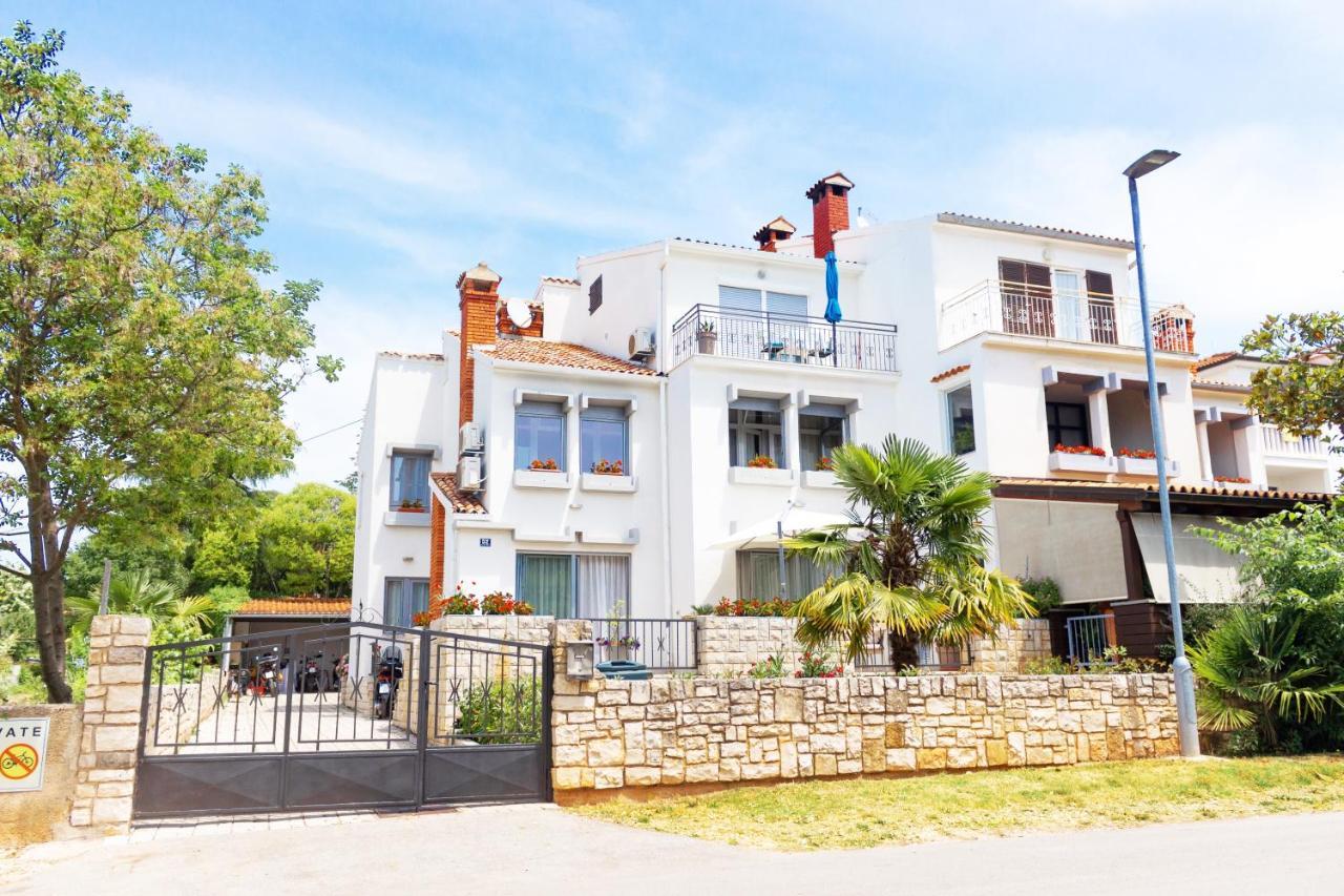 Apartment Centener Rovinj Eksteriør billede