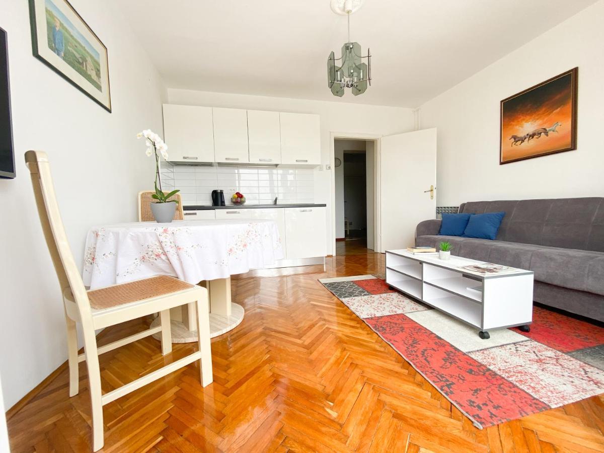 Apartment Centener Rovinj Eksteriør billede