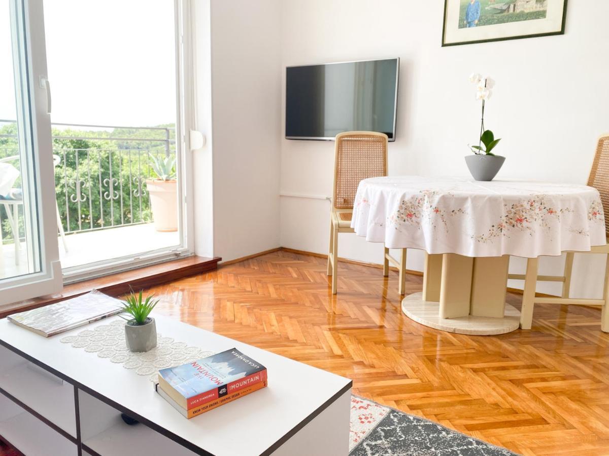Apartment Centener Rovinj Eksteriør billede