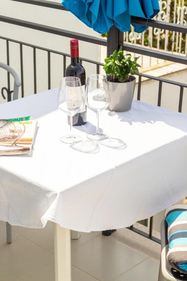 Apartment Centener Rovinj Eksteriør billede