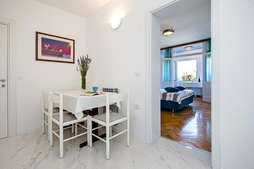 Apartment Centener Rovinj Eksteriør billede